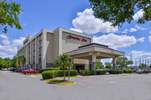 奥兰多环球影城近邻欢朋酒店(Hampton Inn Closest to Universal Orlando)