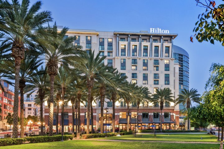 圣迭戈加斯兰普区希尔顿酒店(Hilton San Diego Gaslamp Quarter)