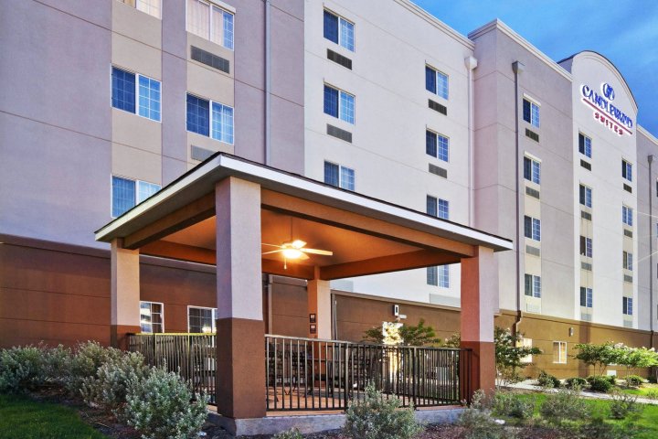 普莱诺东烛木套房酒店(Candlewood Suites Plano East, an IHG Hotel)