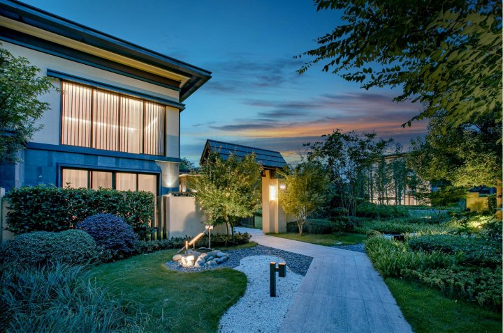 成都海泉湾美憬阁索菲特酒店