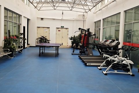 西宁宜采新丝路国际饭店(海湖新区万达广场店)