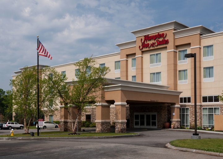 韦斯特福德-切姆斯福德汉普顿套房酒店(Hampton Inn & Suites Westford-Chelmsford)