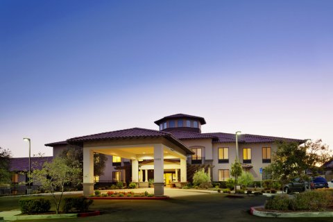 阿罗格朗德汉普顿套房旅馆(Hampton Inn & Suites Arroyo Grande)