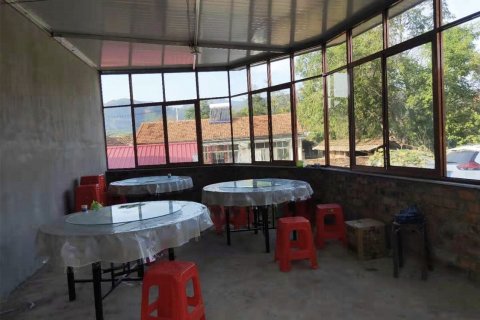 宽甸大牛沟闫家大院民宿(云海店)