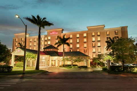 迈尔斯堡机场/FGCU希尔顿花园酒店(Hilton Garden Inn Fort Myers Airport/FGCU)