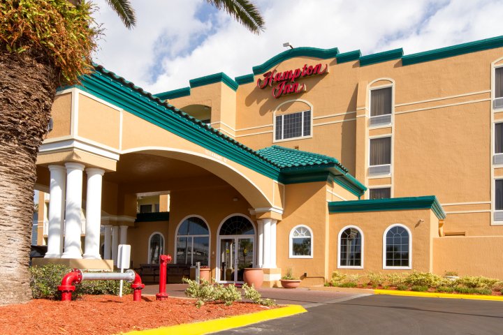 圣奥古斯丁比奇汉普顿酒店(Hampton Inn Saint Augustine Beach)