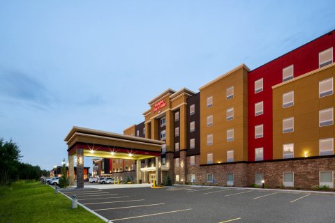 Hampton Inn & Suites Edmonton St. Albert, Ab