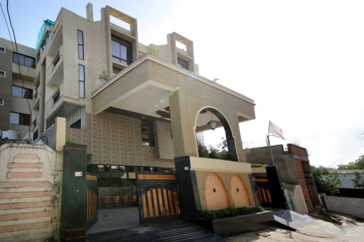 OYO 36691 ASHIRWAD HOTEL