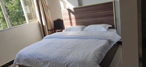 岑溪天龙养生酒店