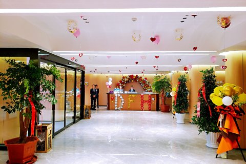 东方红温泉酒店