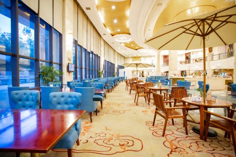 安阳华强诺华廷酒店(文体中心体育场店)