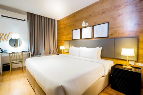 阿维奥尔酒店(Avior Hotel)