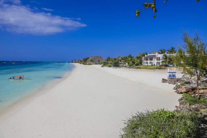 皇家巴尔海滩度假酒店(Royal Zanzibar Beach Resort)