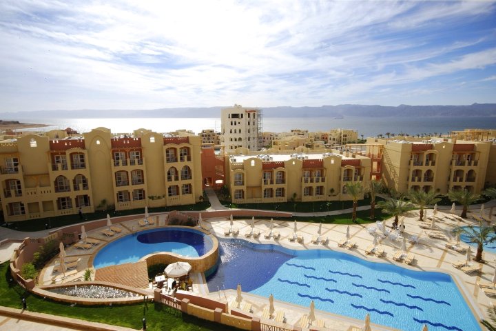 塔拉湾滨海广场酒店(Marina Plaza Hotel, Tala Bay)