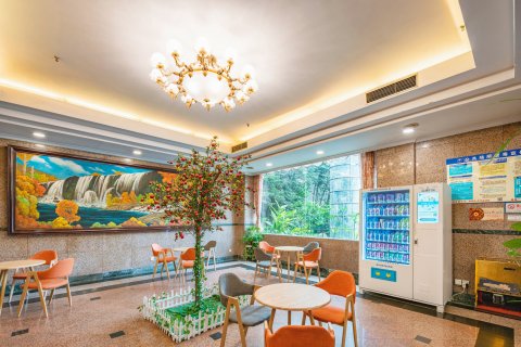 金叶大酒店(张公桥美食街店)