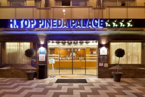H·皮内达宫殿酒店(H·Top Pineda Palace)