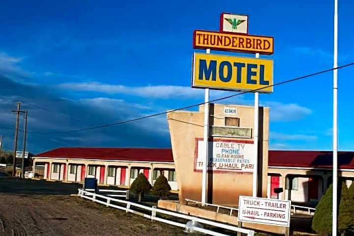 雷鸟汽车旅馆（拉斯维加斯/新墨西哥州）(Thunderbird Motel Las Vegas/ New Mexico)