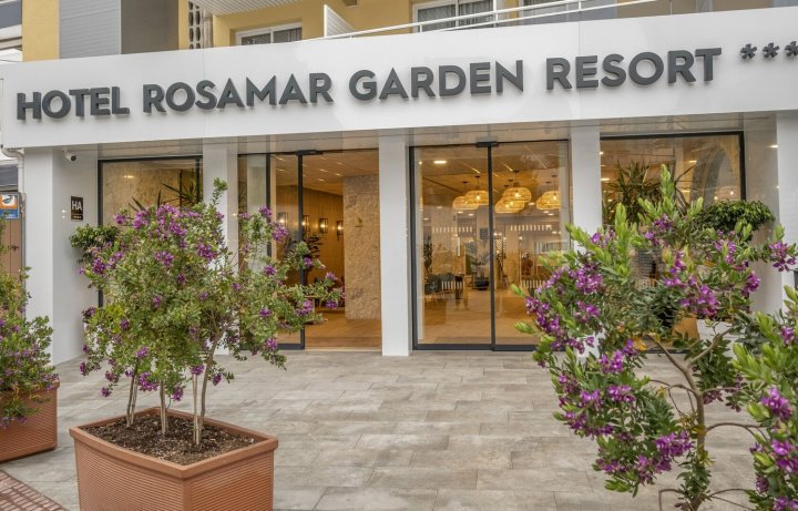 罗萨马花园度假村(Hotel Rosamar Garden Resort)