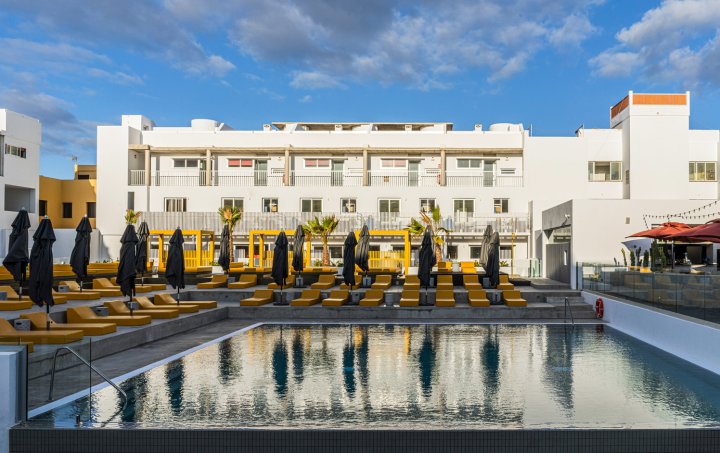 科拉莱霍布恩迪亚旅馆(Buendia Corralejo Nohotel)