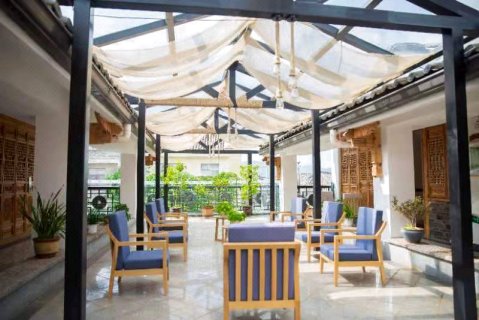 会泽泽山居客客栈