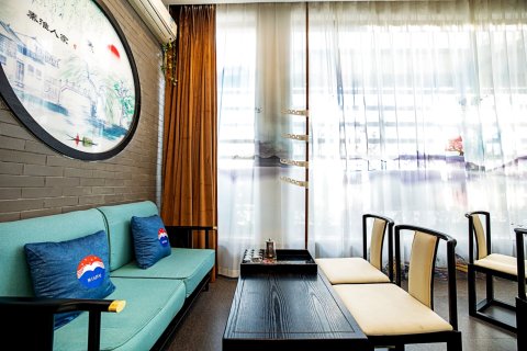 中州国际饭店(郑州国贸360紫荆山地铁站店)