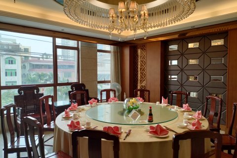 琼海昌隆酒店(银海杂粮街店)