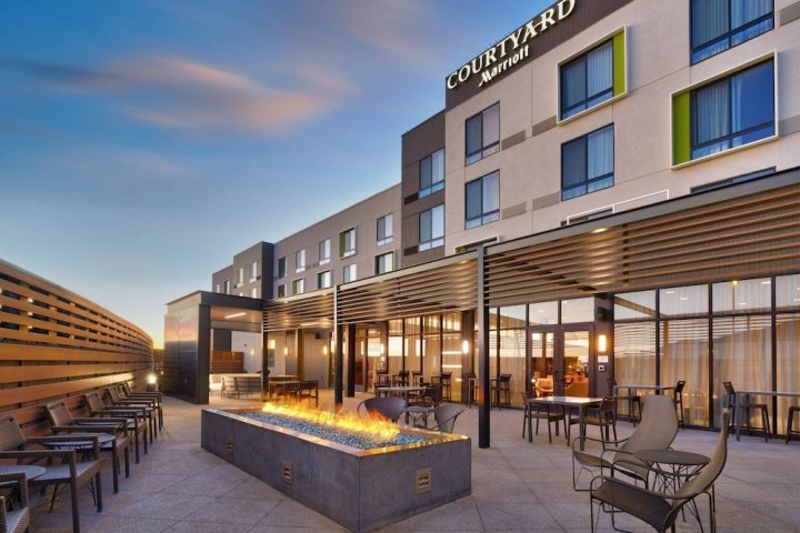 锡达城万怡酒店(Courtyard by Marriott Cedar City)