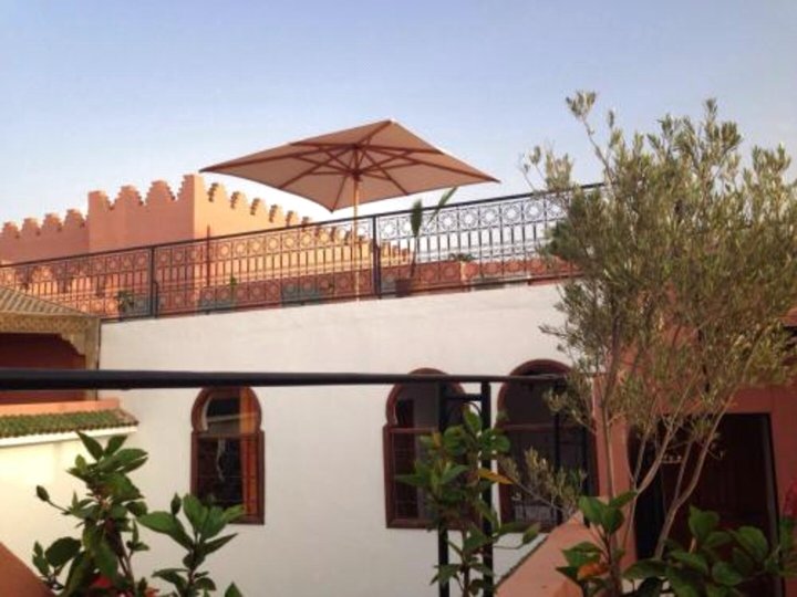 里亚德普拉达摩洛哥传统庭院住宅(Riad Prada)