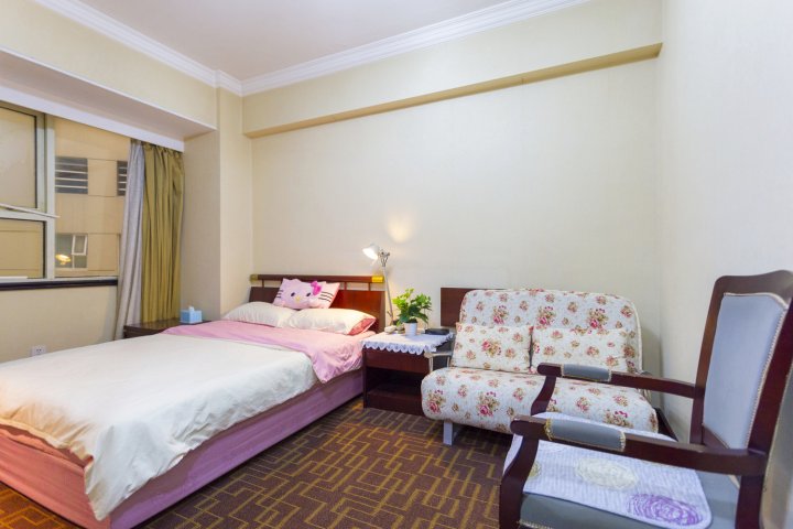上海Baby橙的酒店式公寓(九江路分店)