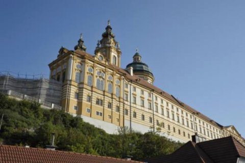 梅尔克市中心马达尔酒店(Madar Cafe Central Melk)