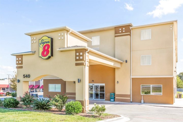 基林哈克高地/胡德堡温德姆速 8 酒店(Super 8 by Wyndham Harker Heights Killeen Fort Hood)