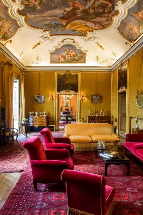 Palazzo Valentino Rooms & Suites