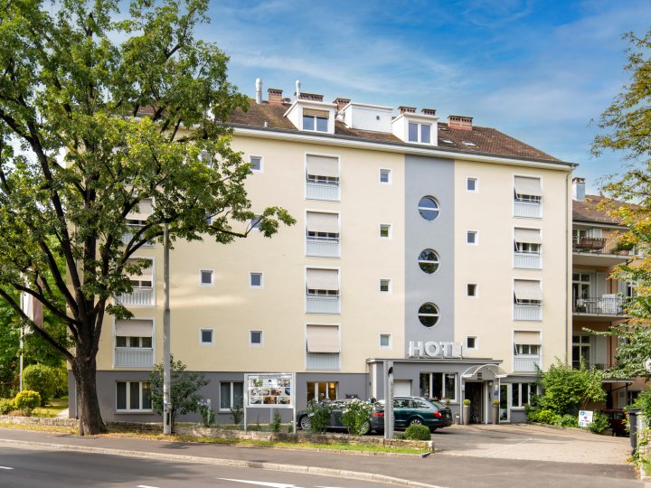 期巴伦城门酒店(Hotel Spalentor - Ihr Sympathisches Stadthotel)