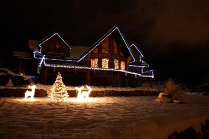 欧肯纳根湖湖景住宿加早餐旅馆(A Okanagan Lakeview Inn)