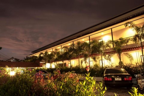 普吉机场酒店(Phuket Airport Inn)