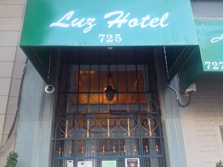 鲁兹酒店(Luz Hotel)