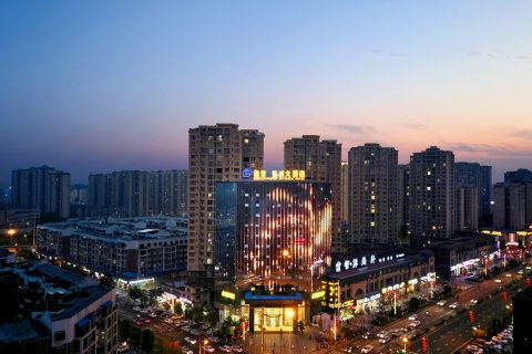 营山信智·锦城大酒店