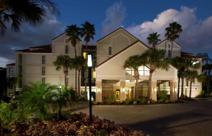 奥兰多国际大道索奈斯特ES套房酒店(Sonesta ES Suites Orlando International Drive)