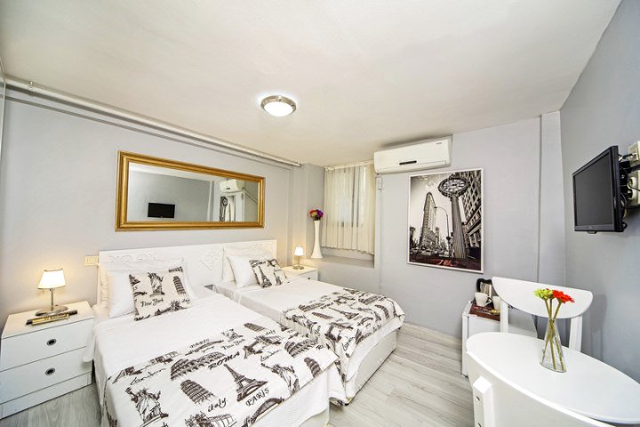 Taksim Square Seven Residence