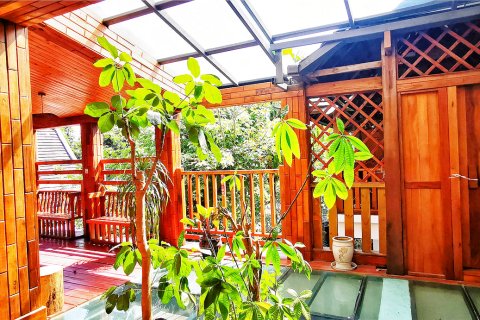 景洪宗晋客栈(告庄星光夜市店)