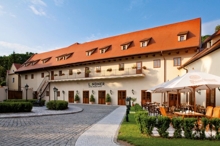 布拉格城堡林德纳酒店(Lindner Hotel Prague Castle)