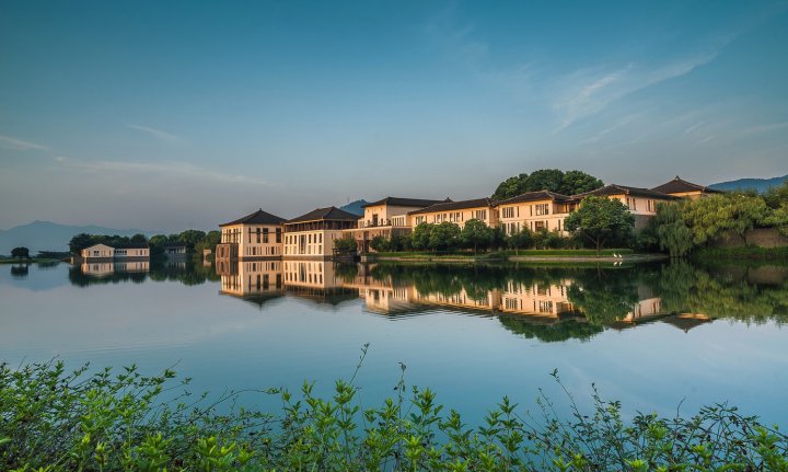 富春山居度假村