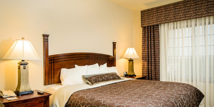 休斯顿娜萨明湖套房酒店(Staybridge Suites Houston-NASA Clear Lake, an IHG Hotel)