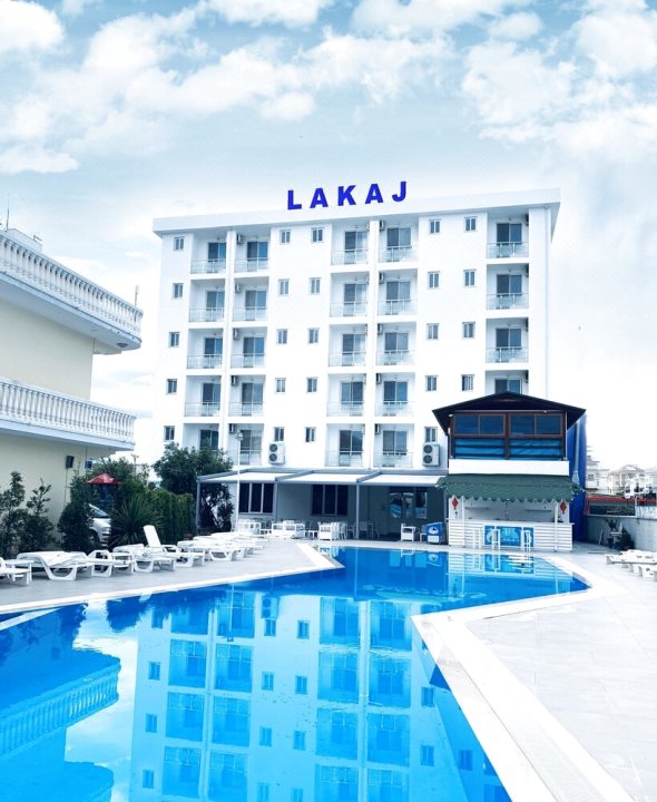 Hotel Lakaj