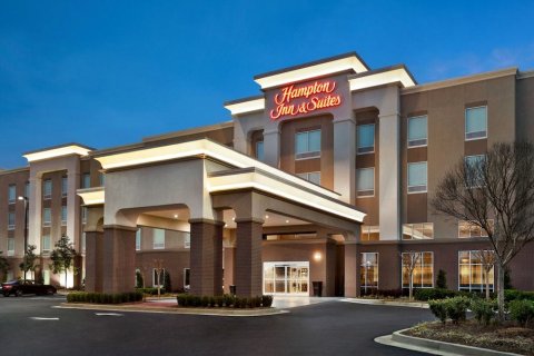 西亚特兰大机场坎普溪大道欢朋套房酒店(Hampton Inn & Suites Atlanta Airport West Camp Creek Pkwy)