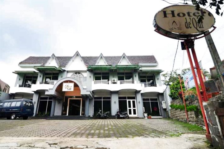 万隆迪可尔酒店(De'Qur Hotel Bandung)
