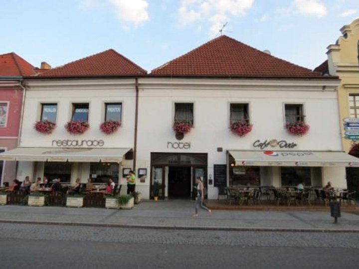 科斯基杜尔酒店(Hotel Český Dvůr)