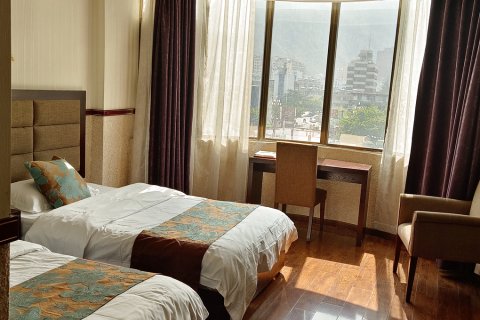 石棉两江精品酒店