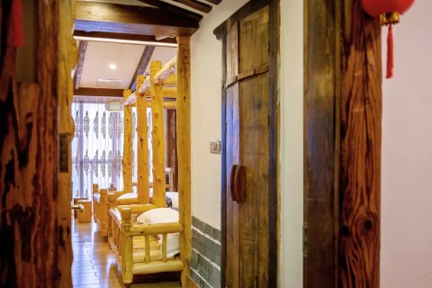 近远山美宿酒店(张家界天门山国家森林公园店)