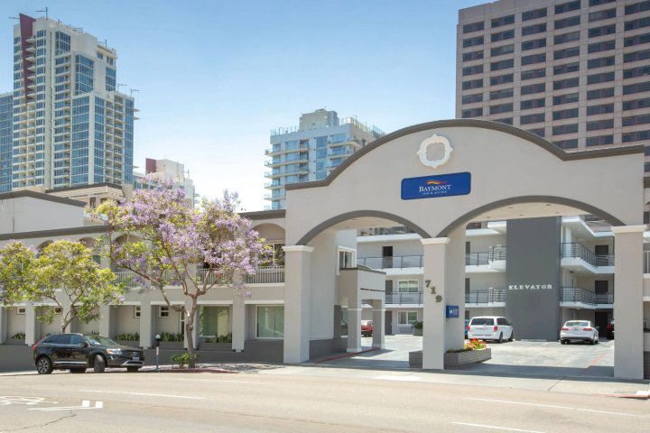圣地亚哥市中心贝蒙特旅馆套房酒店(Baymont by Wyndham San Diego Downtown)